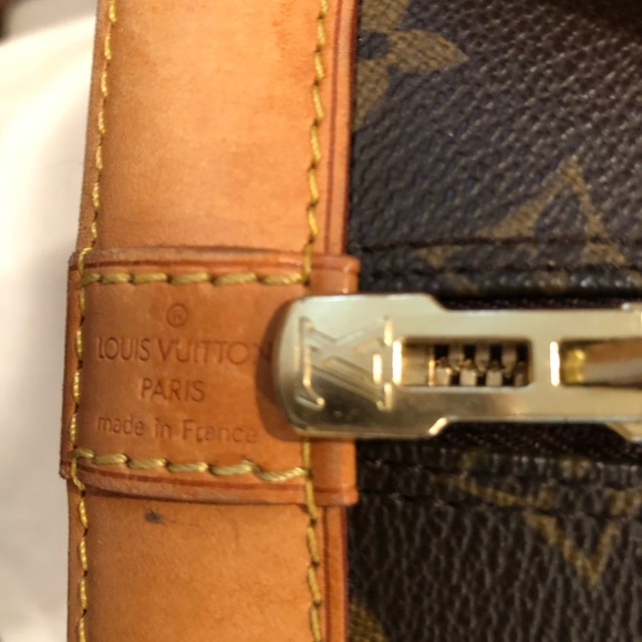 Louis Vuitton Alma - Picture 3 of 7